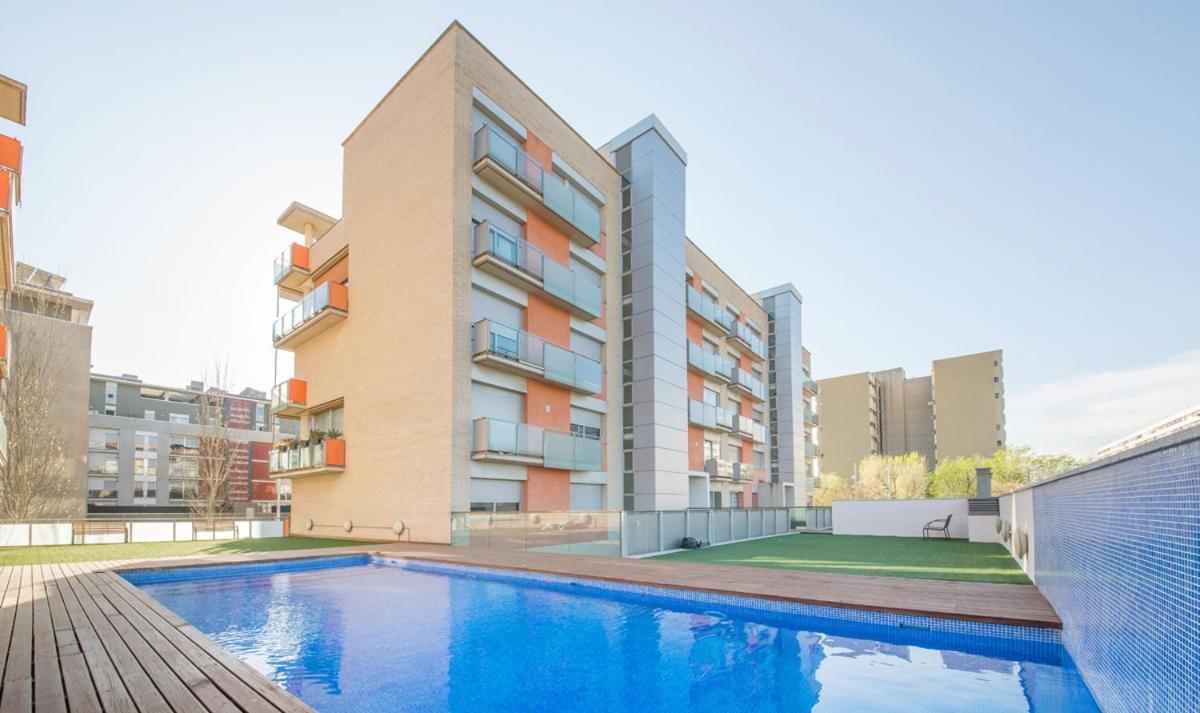 Family Apartment Forum Barcelona Exterior photo